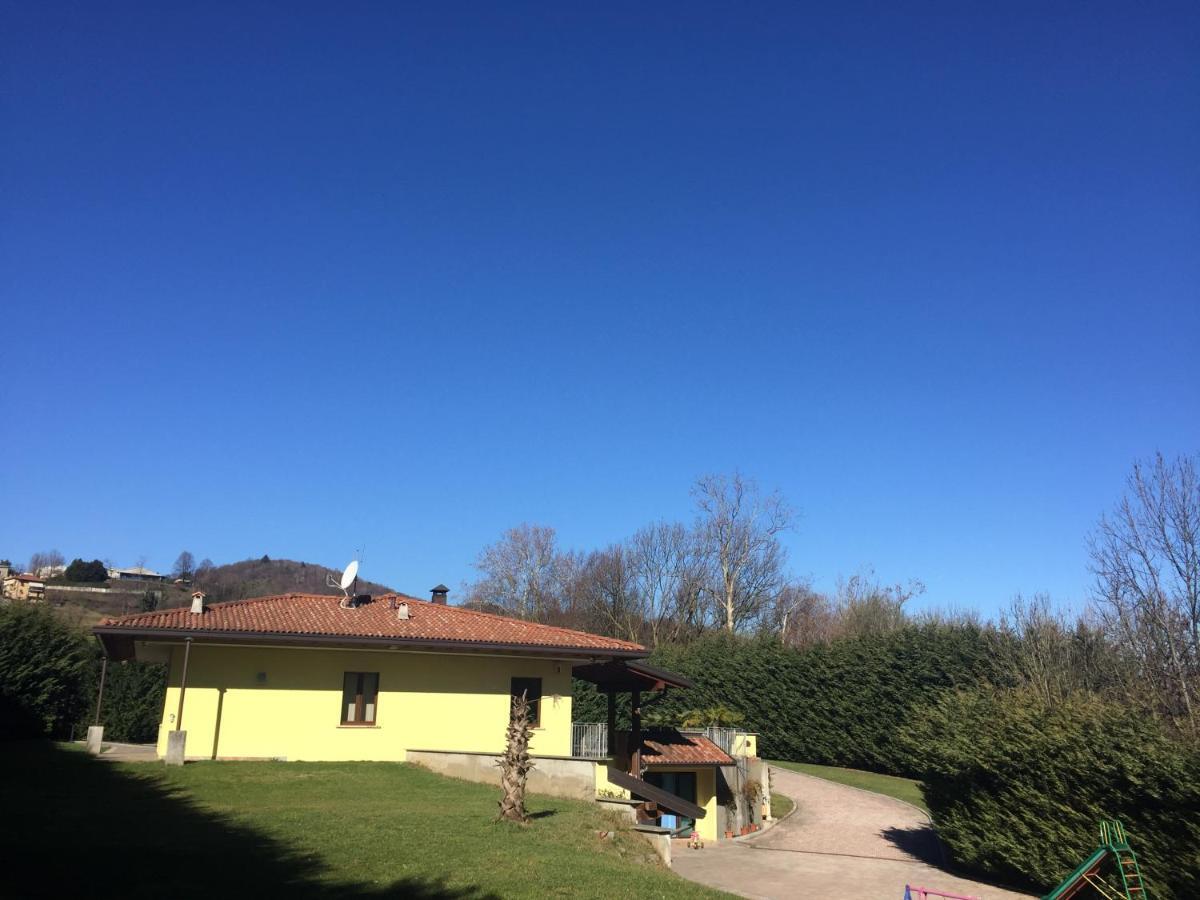Villa Althea Ronago Exterior photo